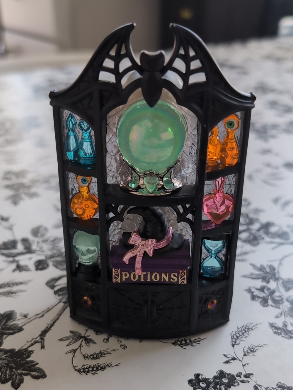 Bath & Body Works Black Witchy Cabinet Wallflower